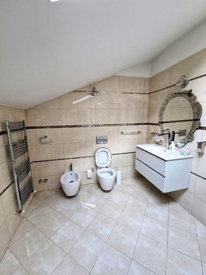 Beinasco Apartment - Le Terrazze Palace Esterno foto